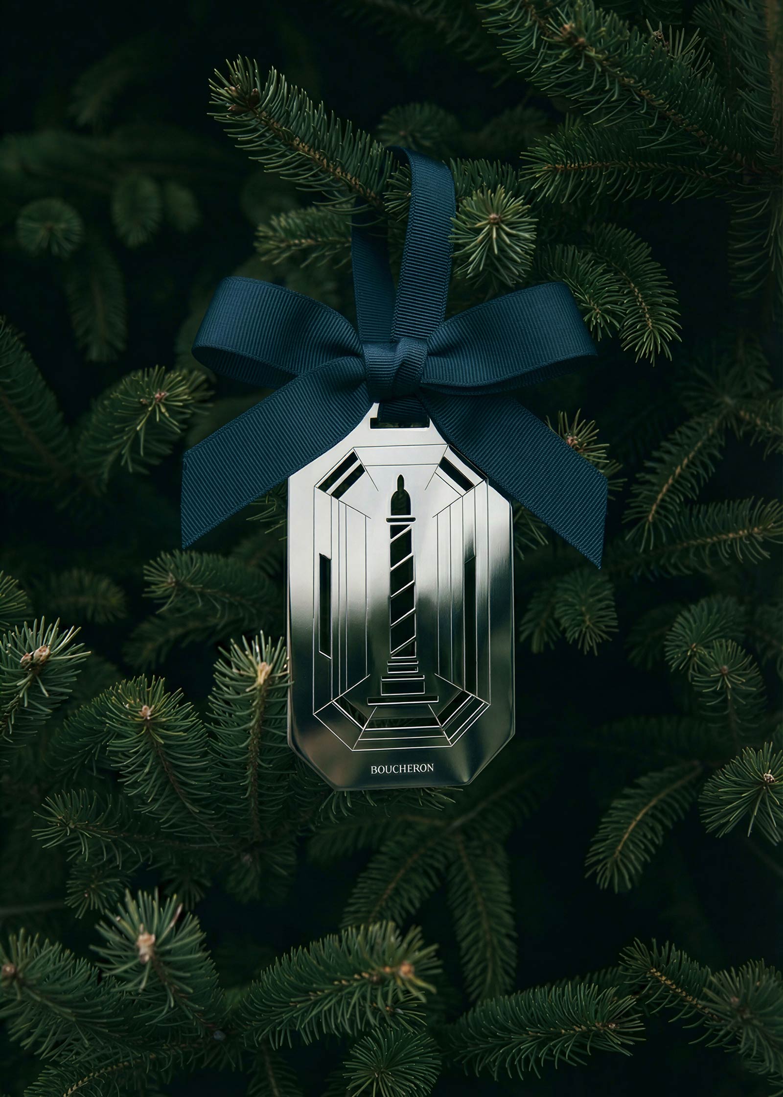 boucheron-eoy-sapin-opt-5-7-01