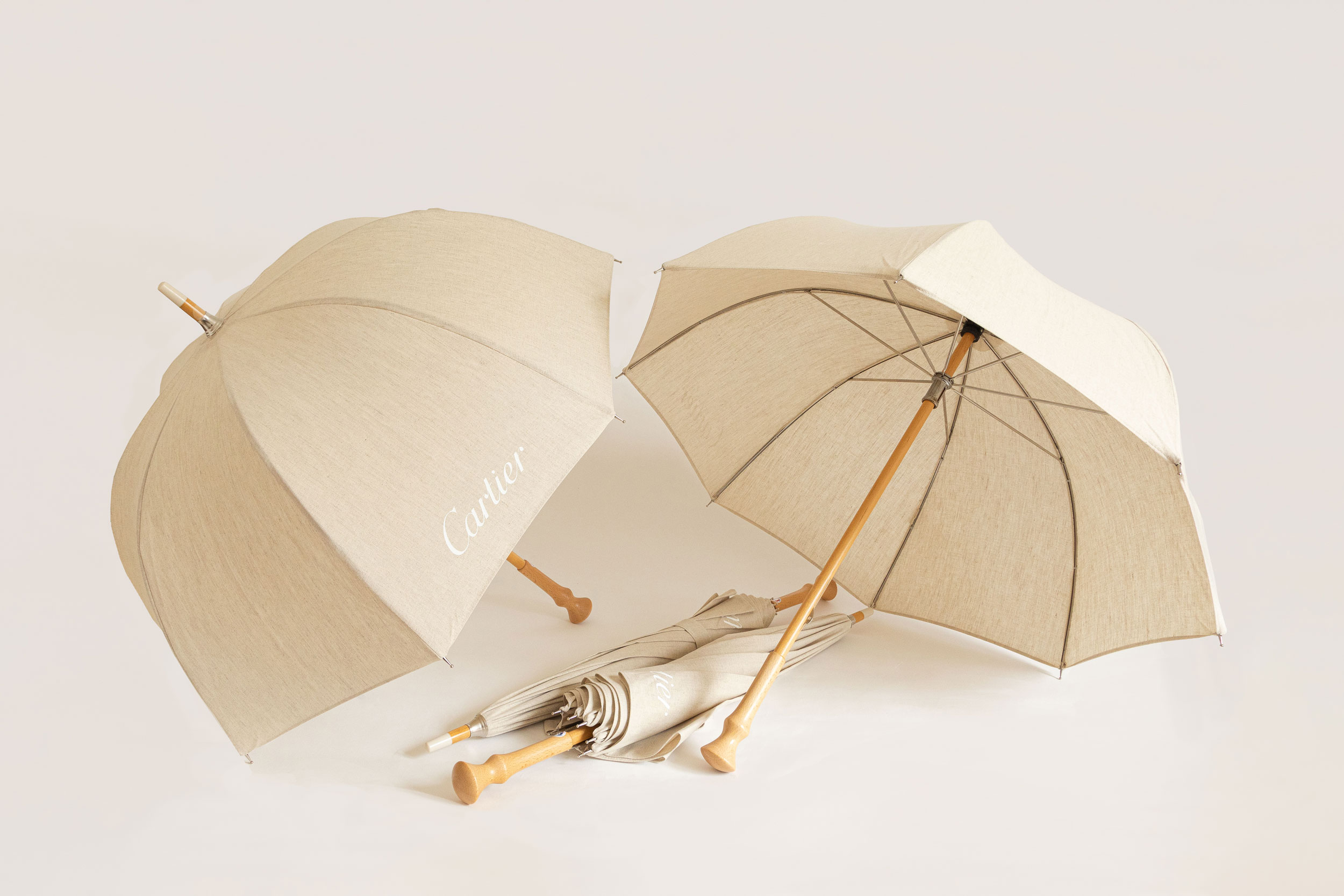 HEYLLO_CARTIER-_Ombrelle1