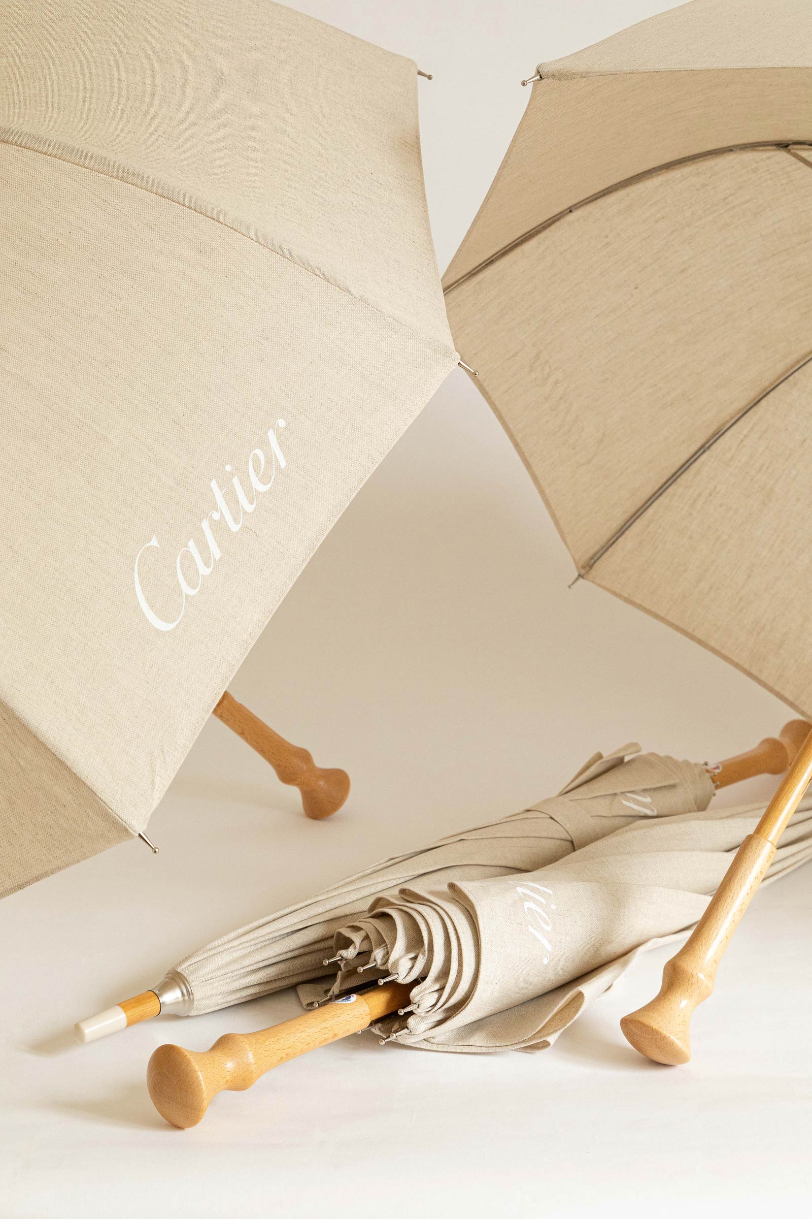 HEYLLO_CARTIER-_Ombrelle4